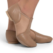 Kids Slip-On Jazz Dance Shoes – Capezio® EJ2C Caramel